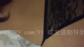 女友發情惹,後入幹她呻吟不斷阿