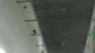 南韓地鐵尾隨抄底偷拍美腿短裙～20