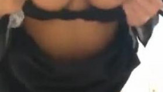 Itsrick77's Wife or Girlfriend being shared