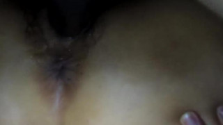 와이프에 보지에 초대남의 자지가 번질거리면서 왔다 갔다 하는 모습은 언제나 흥분이 되는 모습니다. 점점 큰 자지가 좋아진다고 말하는 와이프. 요즘은 살이 쪘다며 초대를 꺼리는데…모르는 남자에게도 잘 보이고 싶은 마음이 여자 마음인 것 같다.