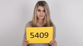 【CzechCasting】5409｜Nikola (19yo), a controlor from Neratovice