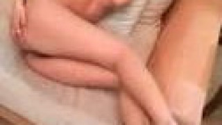 国模私拍，边拍边聊天。 这种私拍太爽了