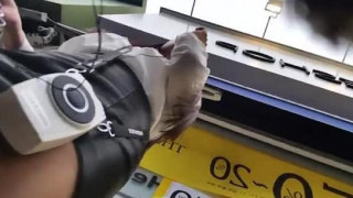 20몇초쯤에 남자 얼굴 잠시나오는데 개줫박음ㅋㅋㅋㅋ