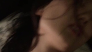 酒醉女送她回家 被淫穢的弄還半推半就,順便拍幾張裸照