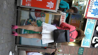 真‧偷拍神人!! 老司機帶你看遍裙下的風光明媚 12