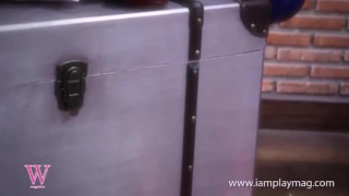 W Magazine ฟ้า Mafia Mini Garfield