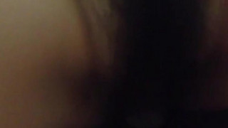 夫妻自拍露臉～少婦抓奶露出淫蕩表情（有影）