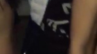 ［自拍露臉］【酒店全裸】台灣某酒店作風大膽～多買節數！小姐脫越多～現場好嗨（有影）