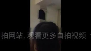 [自拍微露]剛畢業的大學生～很瘦卻有料！（有影） - 2