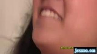 肉付きの良い巨乳でエロい身体のちょいブスのおまんこに中出しする無修正エロ動画！