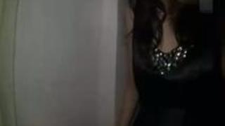 【生中エロ動画】「彼氏より気持ちいい！」結婚式二次会で泥酔ナンパお持ち帰りされホテルで中田氏されてるエロエロ美巨乳美じょ♪