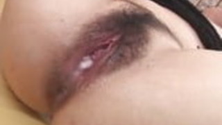 セクシーなお尻と巨乳のベイビー指がセックスされ、猫は