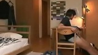 ヤングジャパンママ