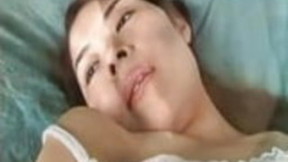 裸のアジアの若者パート4