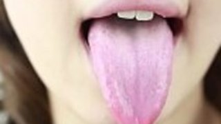 舌フェチ美しい女の子の舌
