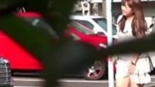 【お姉さん放尿】ミニスカのお姉さん美少女美女の放尿盗撮個人撮影露出プレイエロ動画！！【xvideos動画】