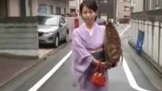 お琴の教室に通う人妻が先生と不倫｜イクイクXVIDEOS日本人無料エロ動画まとめ