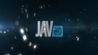 恵美折原は彼女のおもちゃに沿​​って見事なソロを提供します