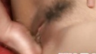 ルイ椎名はハードコアで完全な喜びを楽しんでいます