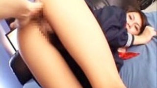 スレンダーの春咲あずみがバックでケツを上げ指マンされパイズリでお返しする