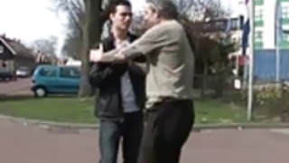 角質アジアの観光客が性交したいです