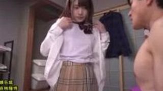 【麻里梨夏騎乗位】ドS小悪魔ロリ顔な女王様ギャル、麻里梨夏の誘惑淫語フェラプレイがエロい。実にスケベですw