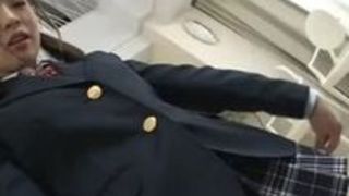 誘惑 神 ミニスカ 太もも スカ