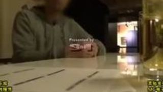 【三上悠亜】国民的アイドル美人娘がカフェでだいしゅきホールド即ハメSEX