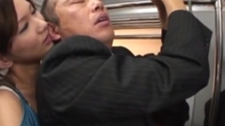 アサミ吉川アマチュアハードコア彼女の髭を剃った