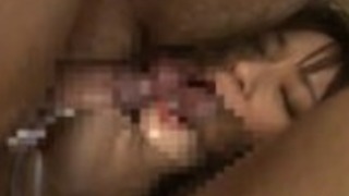 美香大沢はグループによって砲撃されます