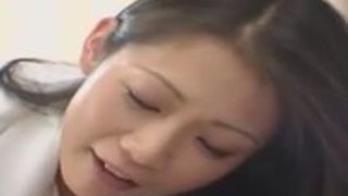 引きこもりの息子に愛情あふれる近親姦♪爆乳おばさんの優し〜いマザコンプレイ♥友田真希