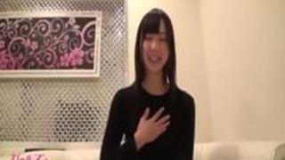 ＜個人流出＞幼い小学校の美パイパン女教師に「生チンコ入れてください♥♥」と言わせてからゴム無しで生中出しｗｗ＜膣内射精＞をDL│「SHARE MOVIE-シェアムービー-」は皆でシェアしてダウンロード