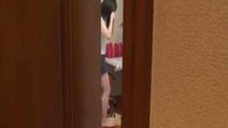 まんまるお尻が大好きなしょう太くんが友達のお姉ちゃんにHなイタズラ