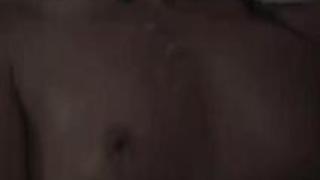 欲求不満の一般主婦が生涯初のビデオ出演でえげつない交尾を魅せる！　そら